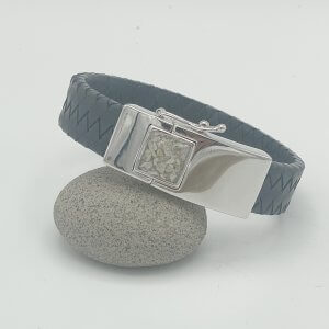 lederen heren armband met crematies as